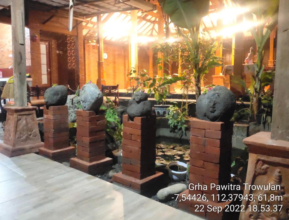 Appartement Grha Pawitra Trowulan Extérieur photo