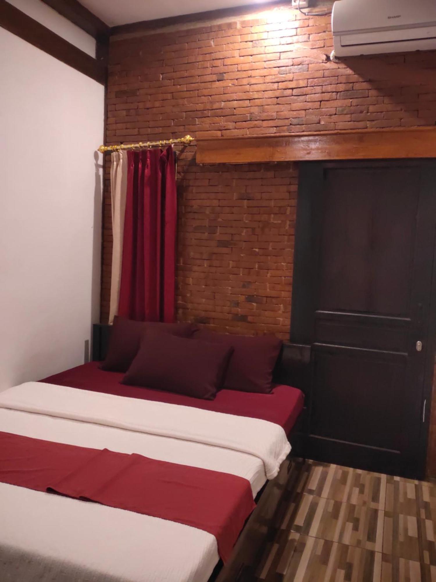 Appartement Grha Pawitra Trowulan Extérieur photo